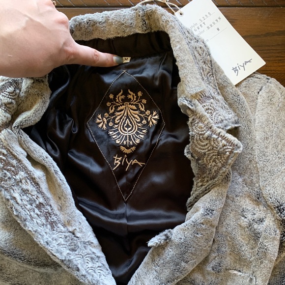 Biya by Johnny Was Runes Coat in Estonia M NWT OOAK - Picture 7 of 8